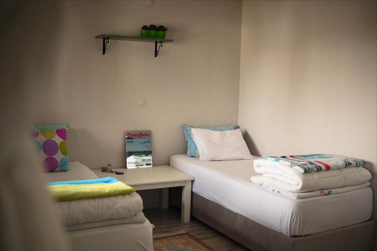 La Luna Hostel Bodrum Esterno foto