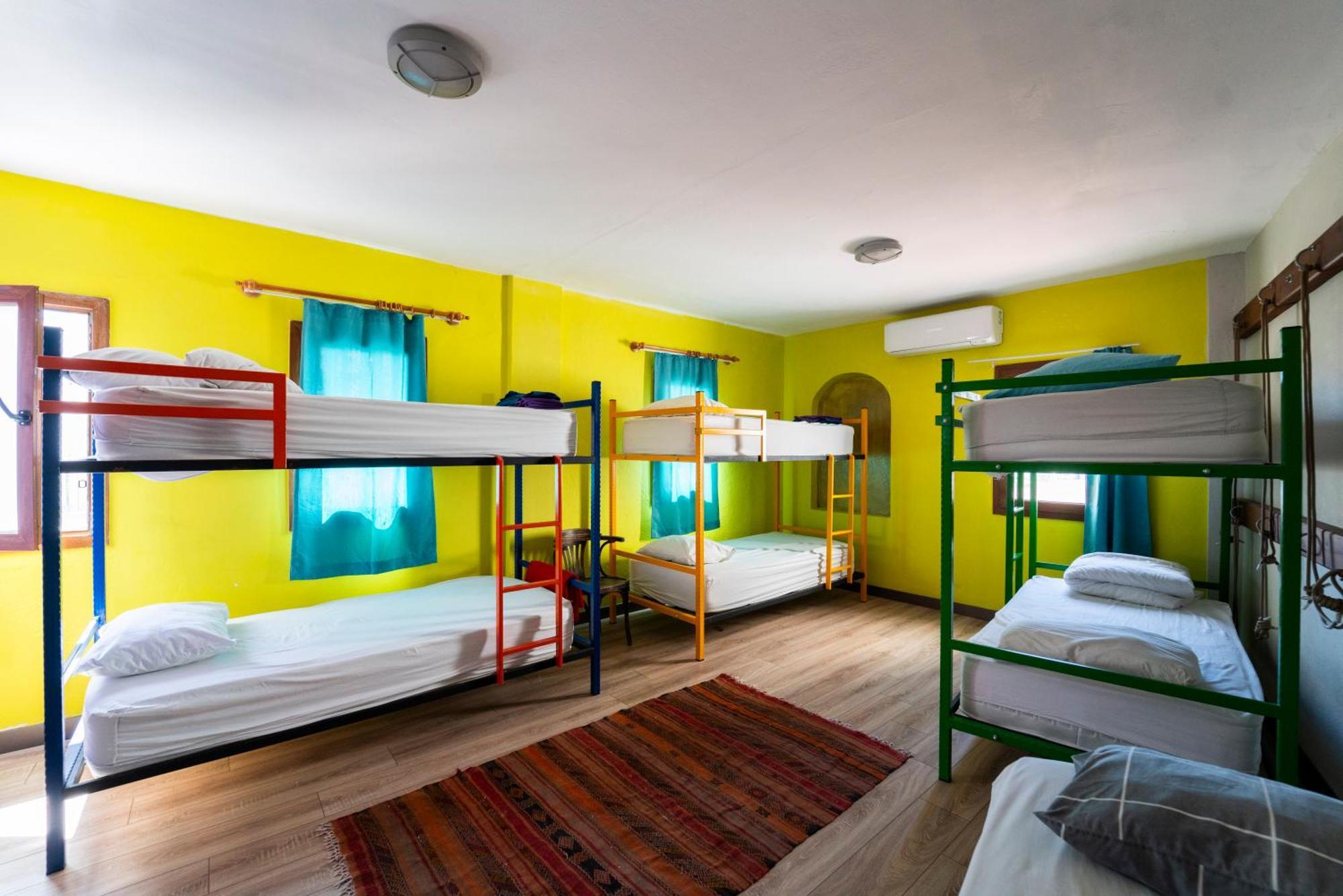 La Luna Hostel Bodrum Esterno foto