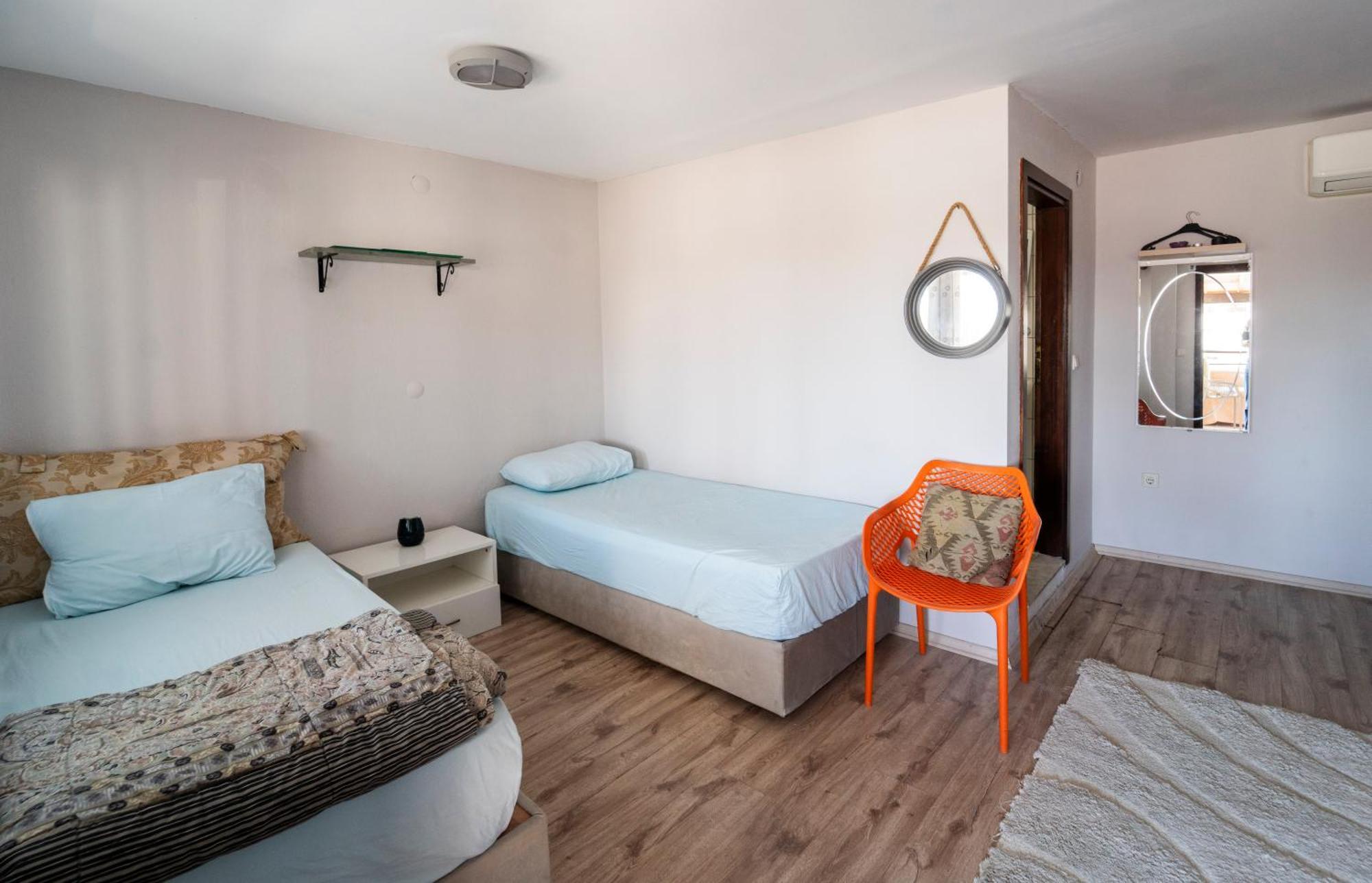 La Luna Hostel Bodrum Esterno foto