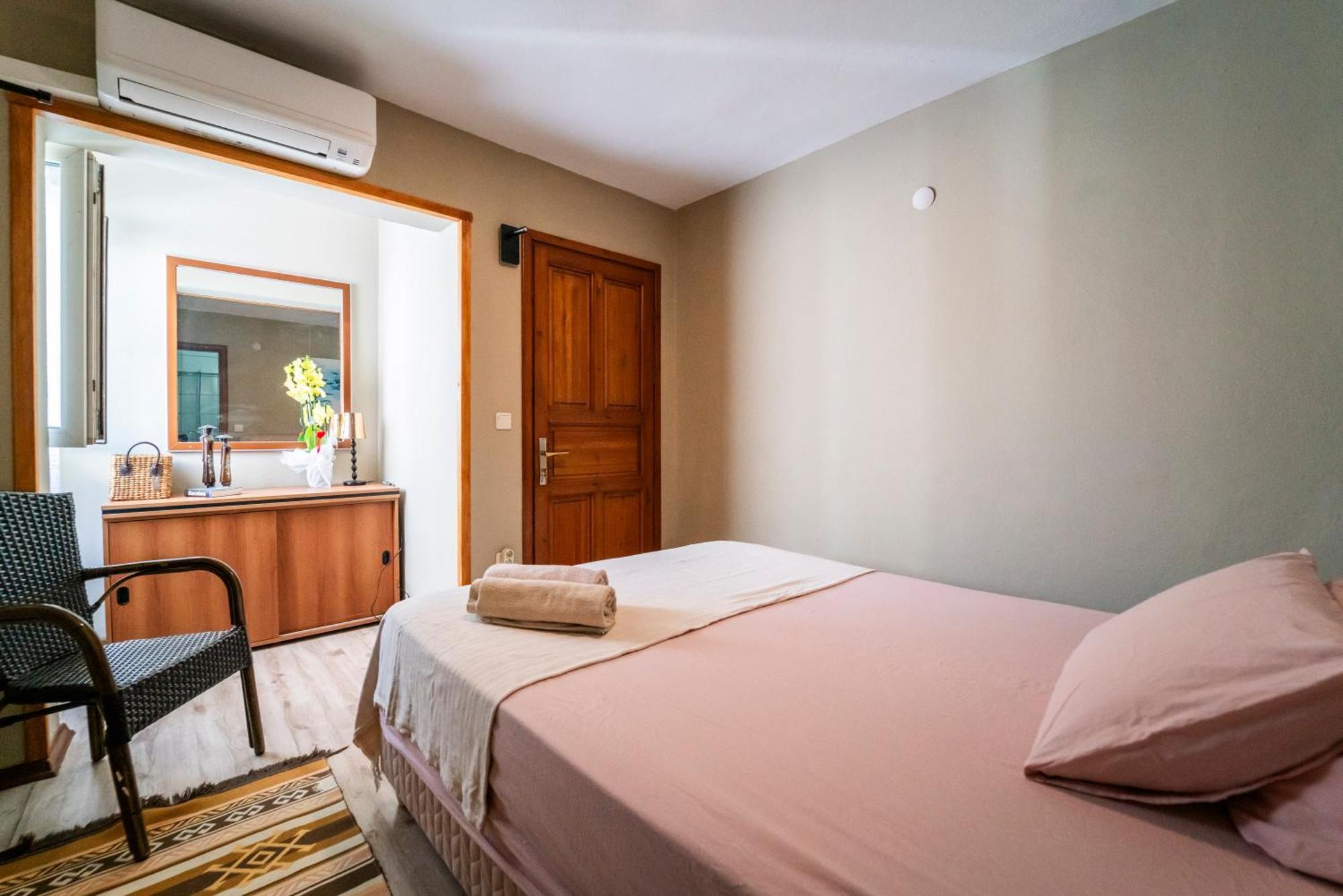 La Luna Hostel Bodrum Esterno foto