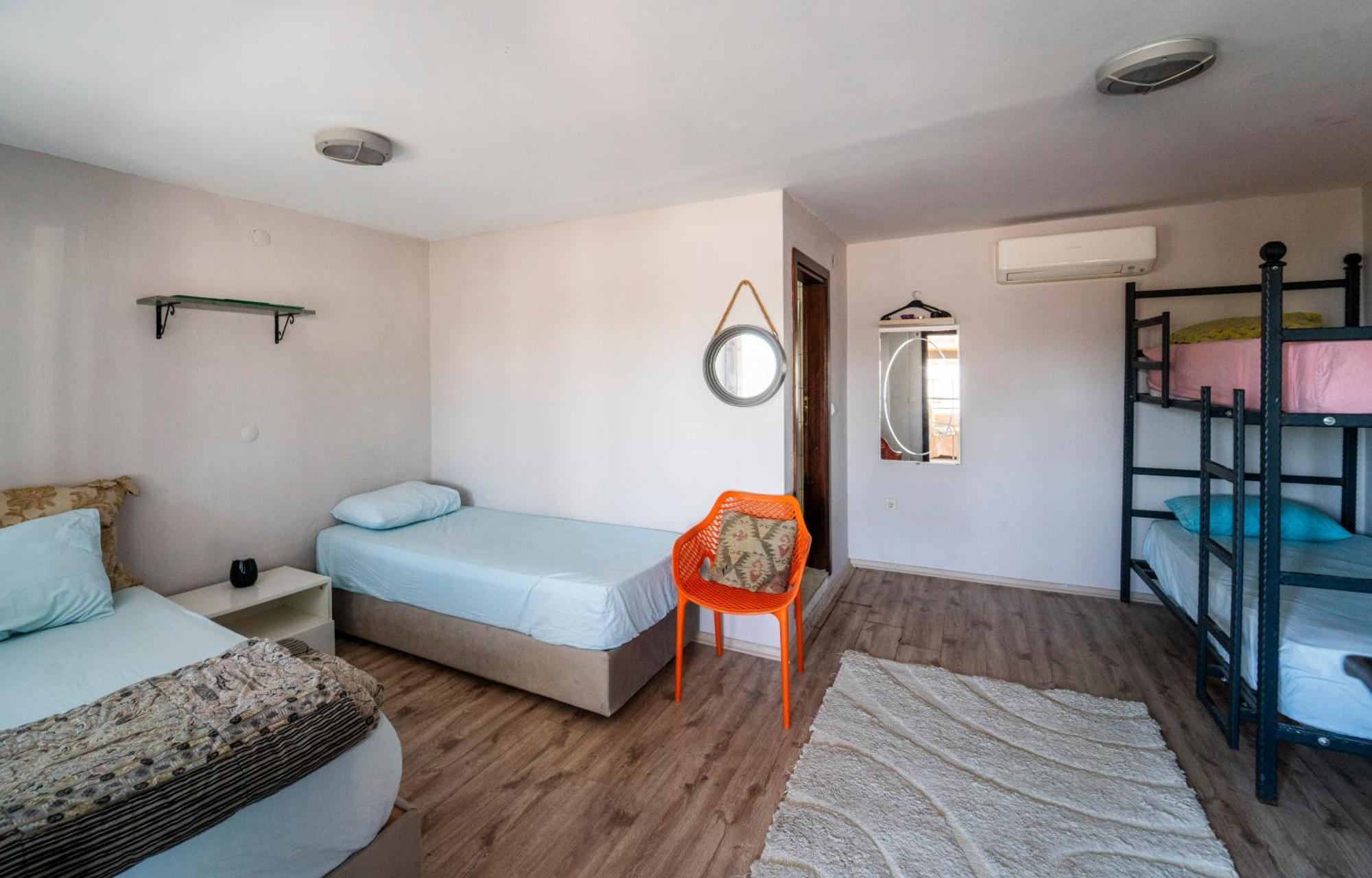 La Luna Hostel Bodrum Esterno foto